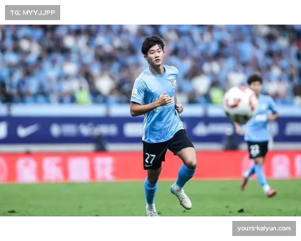 阿利米头球中梁，大连英博错失绝平良机